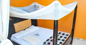 Standard Double Room, 1 Double Bed | 1 bedroom, desk, bed sheets - Dreamz Recreation Center (Jinja)