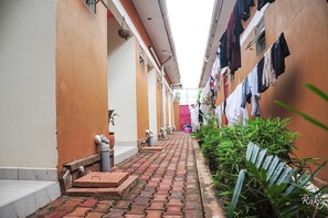 Exterior - Dreamz Recreation Center (Jinja)