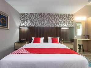 Bureau, chambres insonorisées, Wi-Fi gratuit, draps fournis