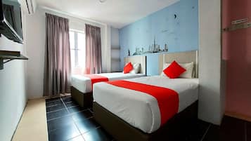 Deluxe Twin kamer | Een bureau, geluiddichte muren, gratis wifi, beddengoed