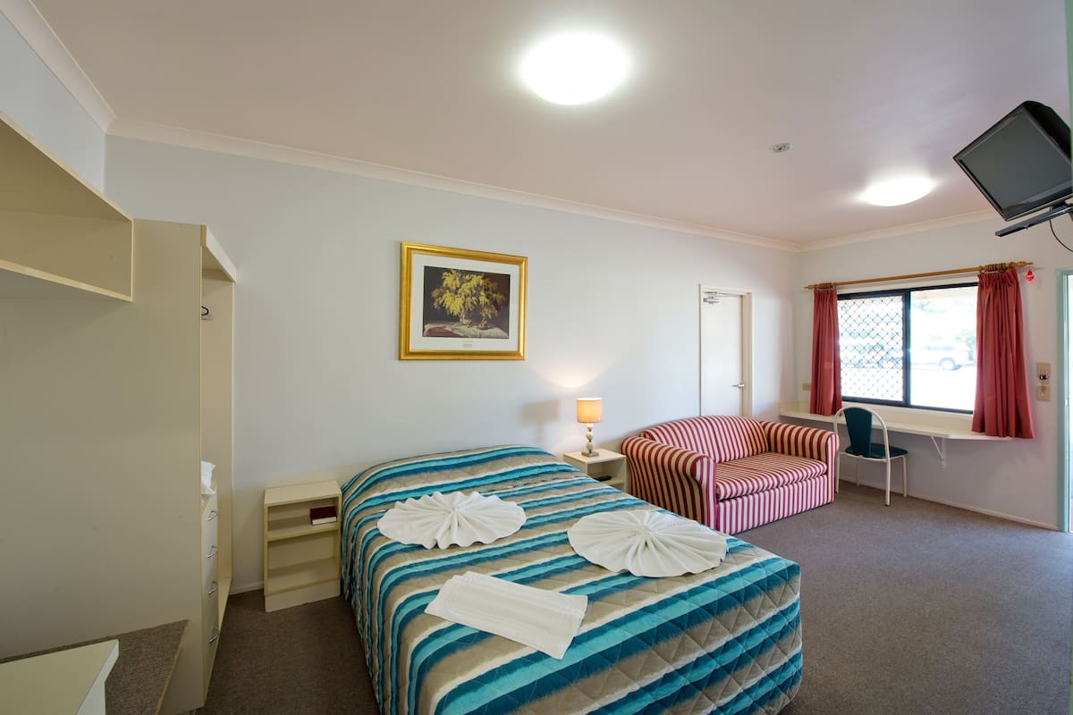 Standard-Doppelzimmer | Schreibtisch, schallisolierte Zimmer, Rollstuhlgeeignet