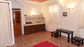 Studio Ekonomi, lantai dasar | Wi-Fi gratis dan seprai linen