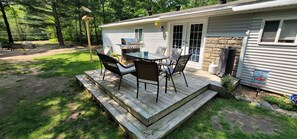Outdoor dining - Experience Gaylord charm in our spacious 5-bedroom retreat (Gaylord)