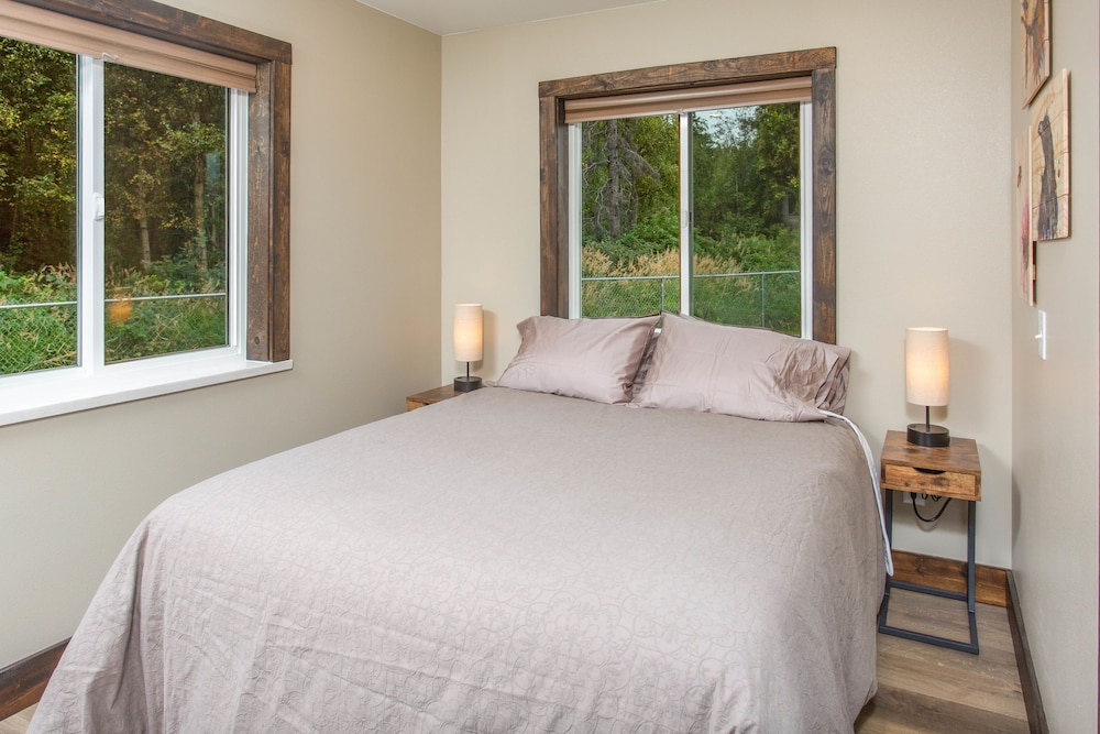 Alaska Backcountry Cottages by null