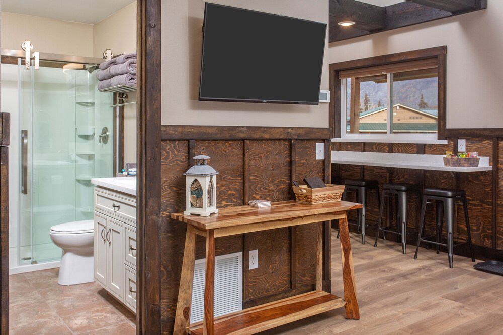 Alaska Backcountry Cottages by null