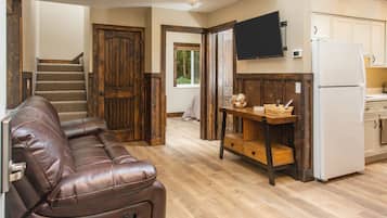 Pine Cottage | Living area | 43-inch Smart TV with digital channels, TV, Netflix