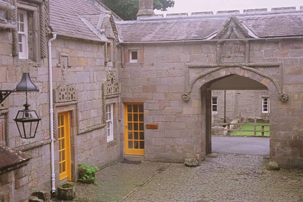 Cottage, 3 Bedrooms (Kennedy Cottage) | Desk, iron/ironing board, WiFi (free), bed sheets