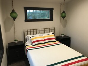 2 slaapkamers, een strijkplank/strijkijzer, wifi, beddengoed