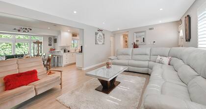 Kaunis koti- Disneyland, Chapman College, Angel Stadium, Beaches, L. + Lisää!