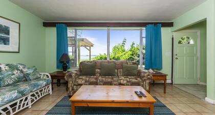 Fisherman's Cabin - Water front and Pet Friendly by RedAwning