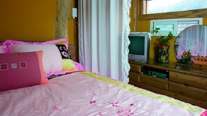 Room - Muhari Red Roof Pension (Buan)