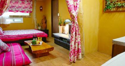 Muhari Red Roof Pension