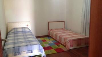 Villa | 2 bedrooms, desk