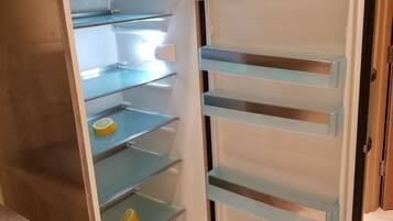 Luxury Studio Suite #3 | Private kitchen | Fridge, microwave, coffee/tea maker, electric kettle