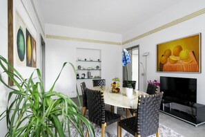 로비 좌석 공간