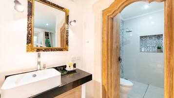 Shower, eco-friendly toiletries, hair dryer, bidet