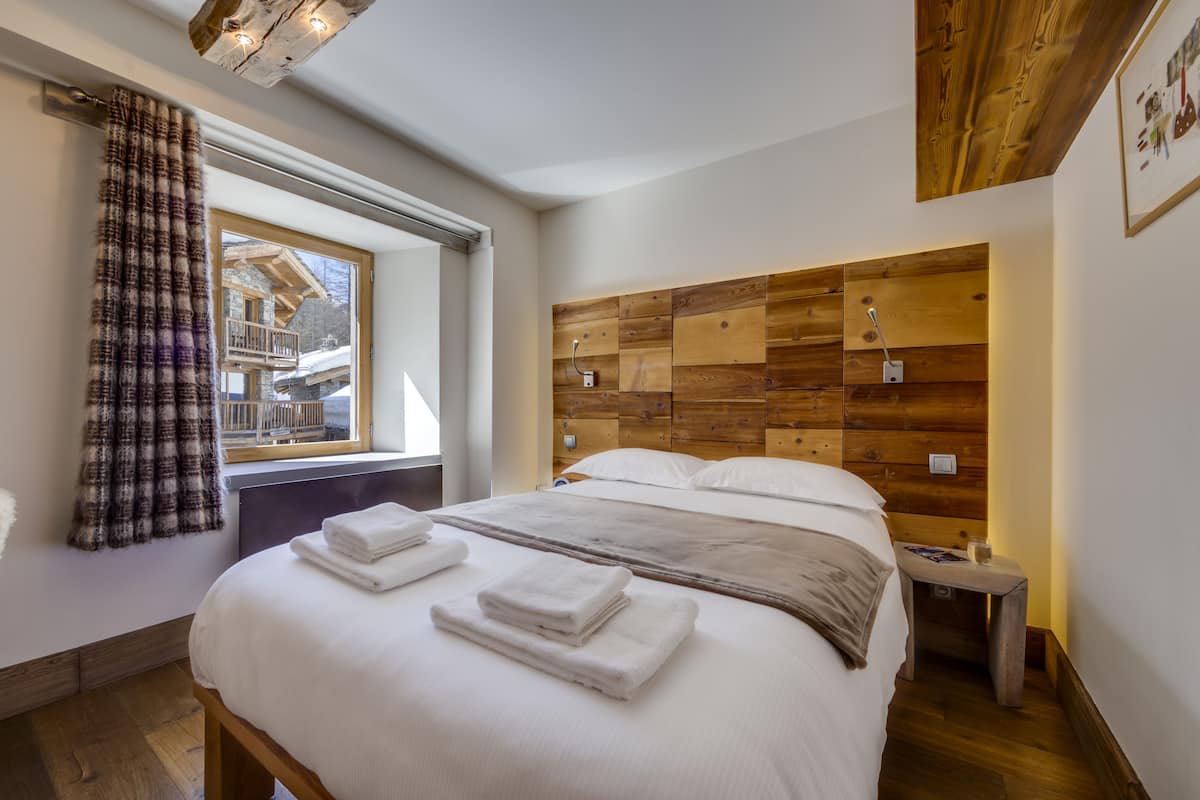 Habitación doble estándar | Insonorización, wifi gratis y ropa de cama 