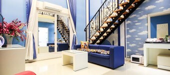 Belita N Goodtime Drive-in Motel