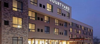 Courtyard by Marriott Cincinnati Mason