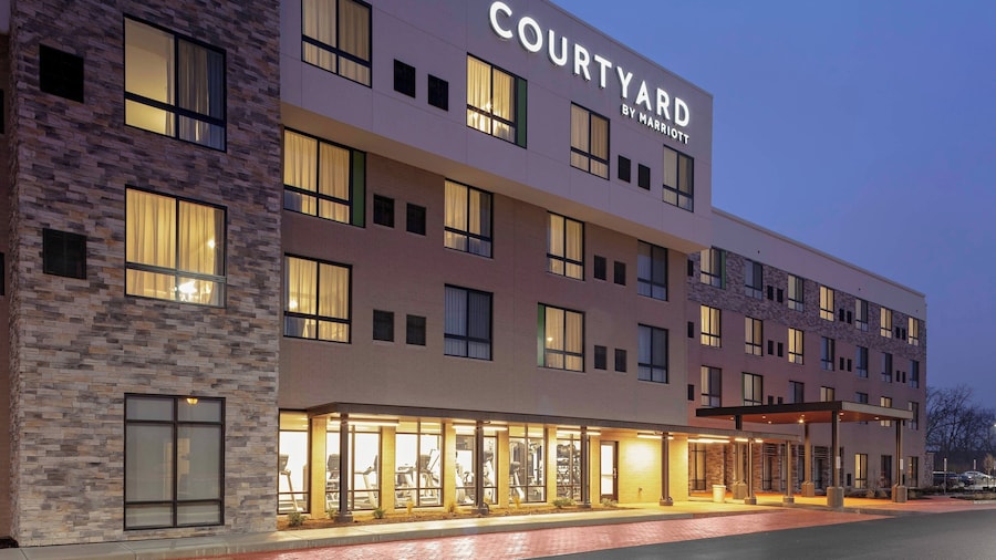 Courtyard by Marriott Cincinnati Mason