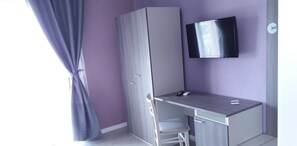 1 bedroom, minibar, desk, soundproofing