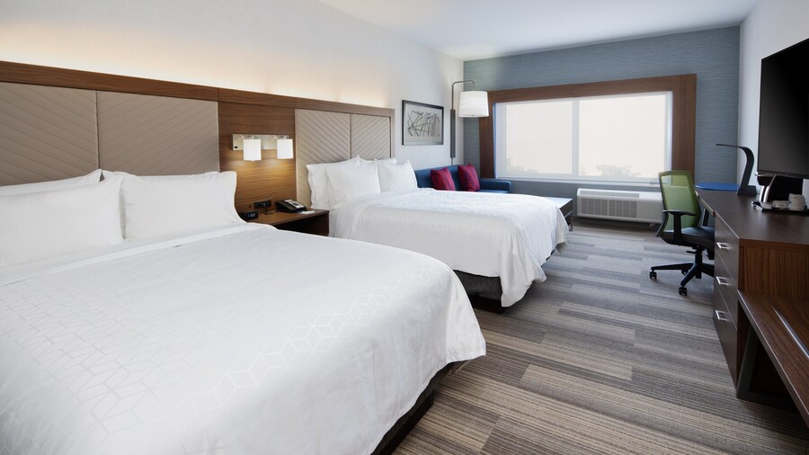 Holiday Inn Express & Suites Murrieta by IHG