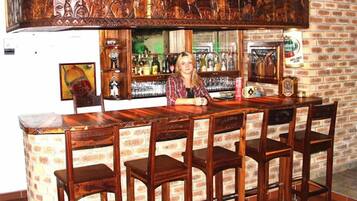 Bar (en la propiedad)