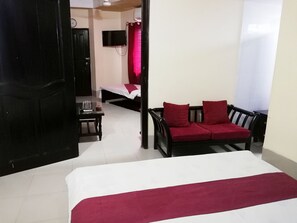 豪華三人房 | 免費 Wi-Fi