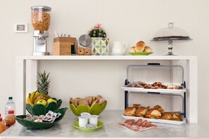Petit déjeuner buffet compris tous les jours