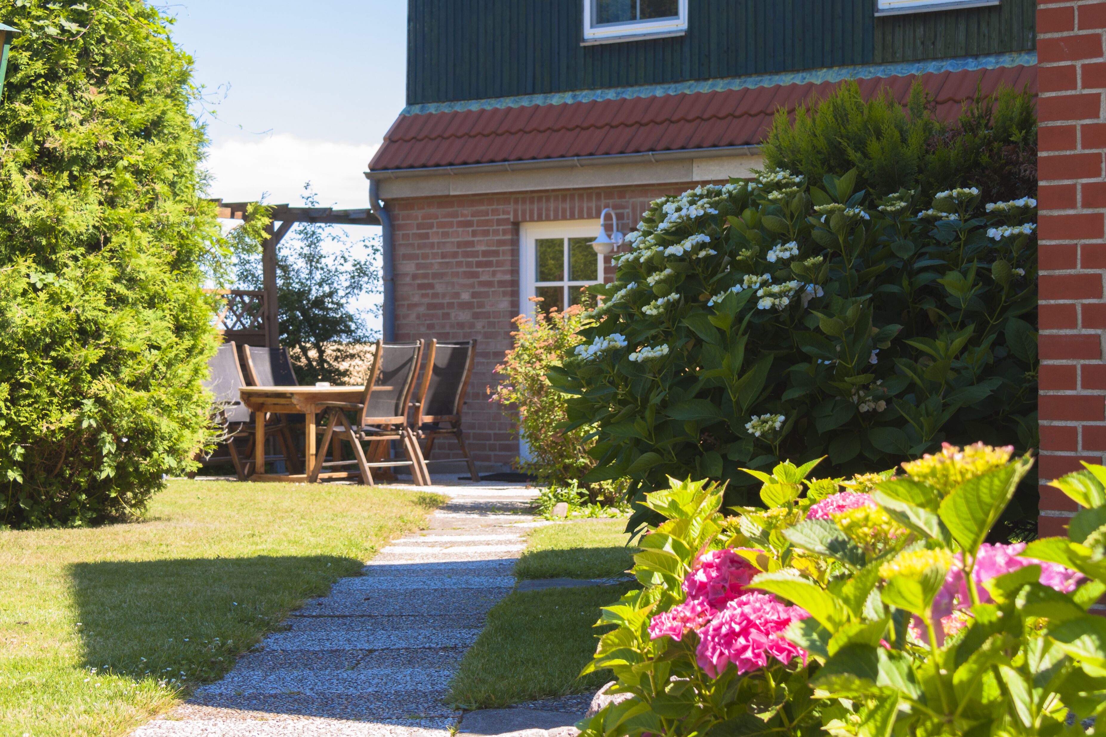 family room | garden