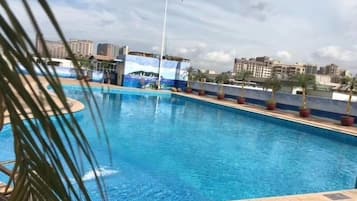 Seasonal outdoor pool