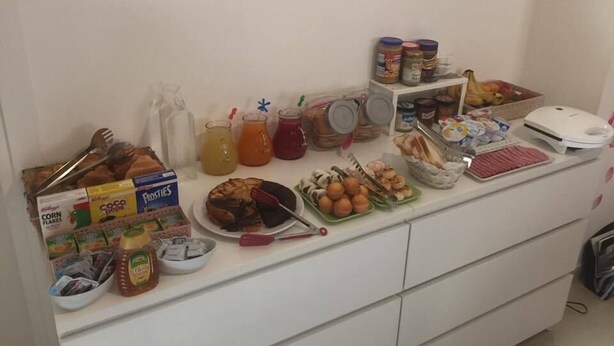 Free daily buffet breakfast - B&B Petali (Trapani)