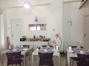 Petit déjeuner buffet compris tous les jours