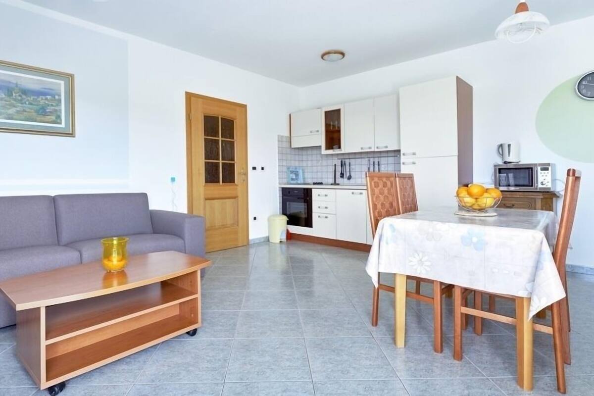 One Bedroom Apartment with Balcony | Private kitchen | Espresso maker, fridge, microwave, oven