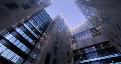Holiday Inn - the niu, Fender Amsterdam by IHG