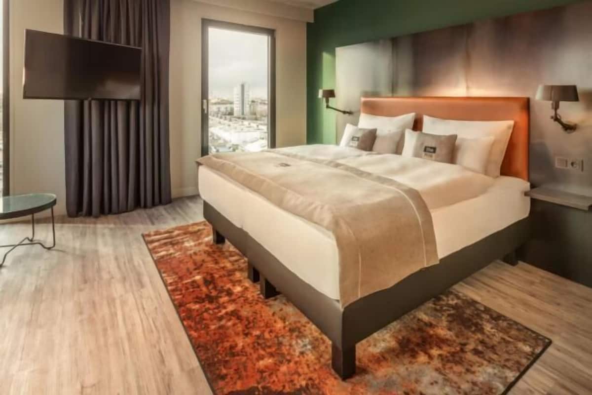 In-room safe, laptop workspace, free cribs/infant beds, free WiFi