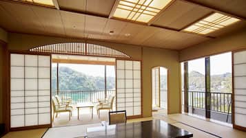 Japanese Style Room for 6 Guests, Corner, Ocean View | Minibar, in-room safe, laptop workspace, blackout curtains