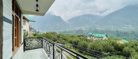 Pemandangan dari hartanah