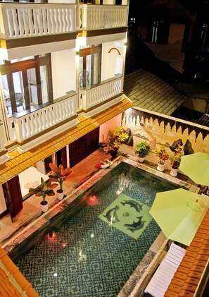 Outdoor pool, open 7:00 AM to 8:30 PM, pool loungers - Green Island Hoian Villa (Da Nang)