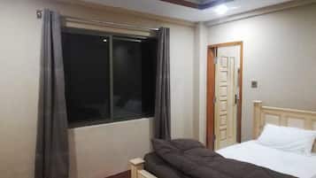 Deluxe Double or Twin Room, 6 Bedrooms | Individually furnished, iron/ironing board, rollaway beds, free WiFi