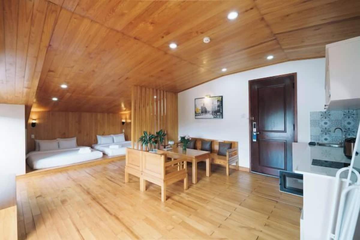 1 bedroom, premium bedding, minibar, desk