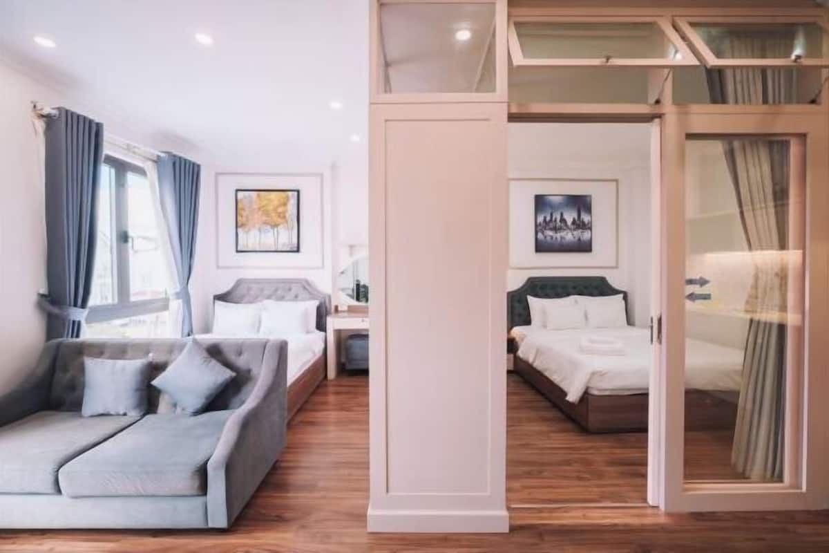 1 bedroom, premium bedding, minibar, desk