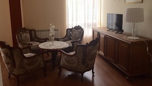 Unclassified image, 4 of 7, button - Hotel Shterev (Karlovo)