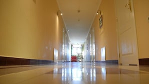 Unclassified image, 3 of 7, button - Hotel Shterev (Karlovo)