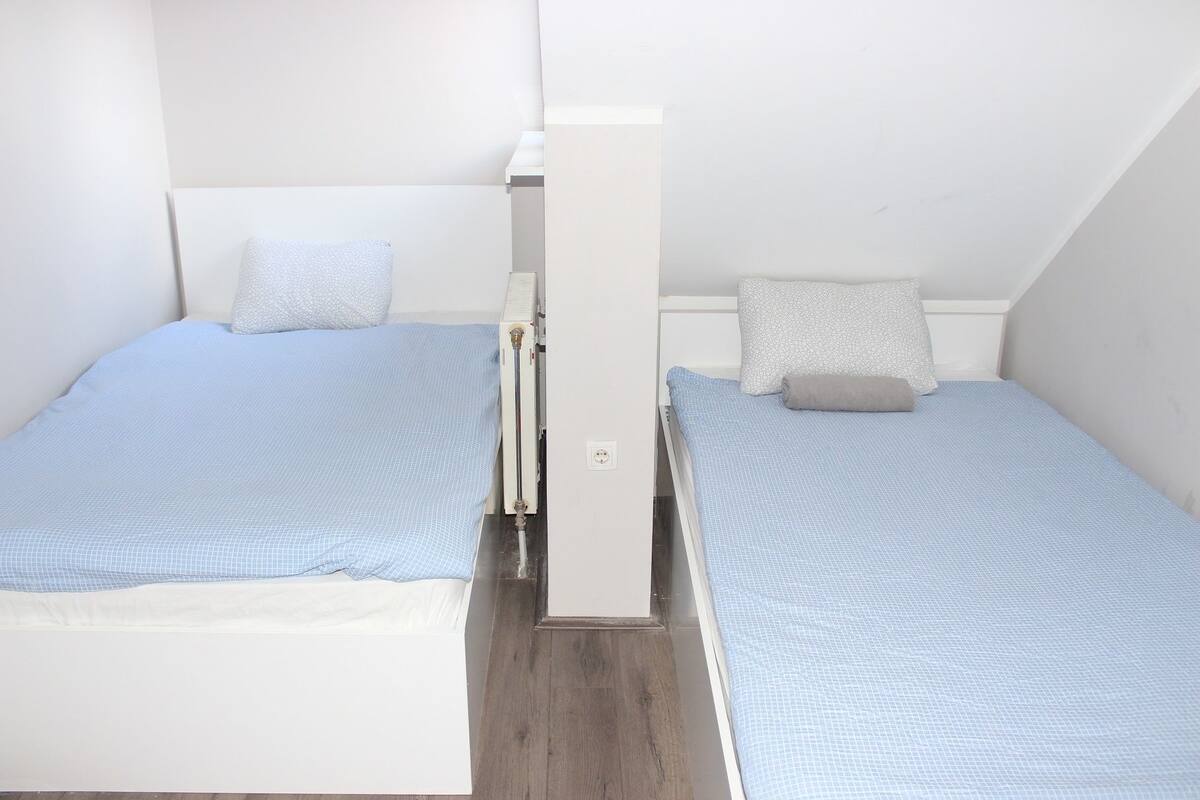 Madea Apartment 75 | Fer et planche à repasser, accès au Wi-Fi (inclus), literie fournie