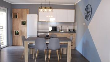 Madea Apartment 75 | Restauration dans la chambre