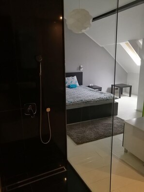 Madea Apartment 69 | Bathroom shower - Madea Apartments (Novi Sad)