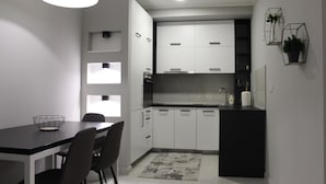 Home Living Spa | Ruokailu omassa huoneessa