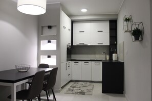 In-room dining - Home Living Apartments (Novi Sad)
