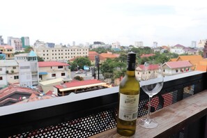City view - CHECK inn Phnom Penh BKK 1 (Phnom Penh)